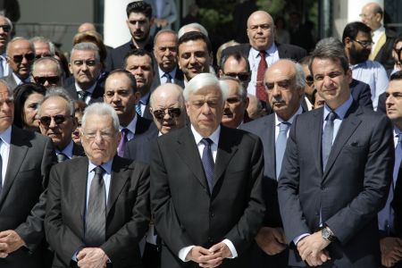 Διάσταση Μητσοτάκη-Μεϊμαράκη για τη ρήση Παυλόπουλου