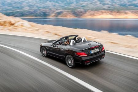 Mercedes-AMG SLC 43: Εκδοση αναφοράς
