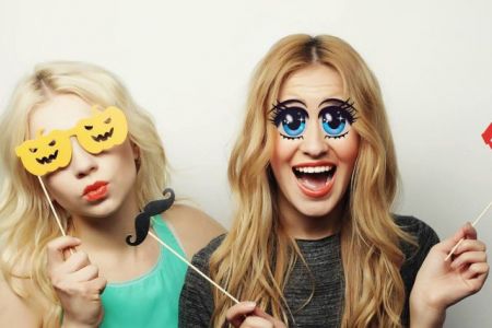 Προς το αύριο