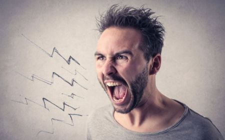 «Οπλο» ανδρικής επιβολής η μπάσα φωνή