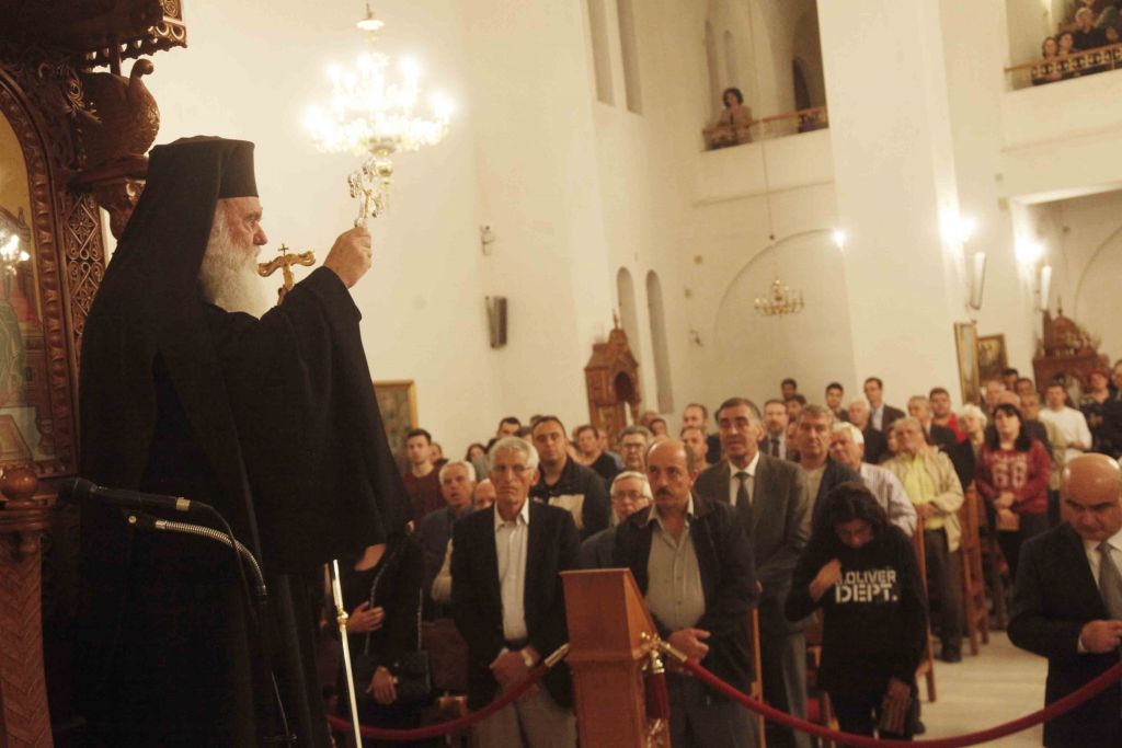 Ιερώνυμος: Το φετινό Πάσχα ας γίνει έξοδος από το φόβο