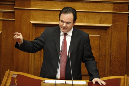 Παπακωνσταντίνου: Παραμένουν στον ΣΥΡΙΖΑ αυτοί που μου ζήτησαν να δώσω τον Βενιζέλο