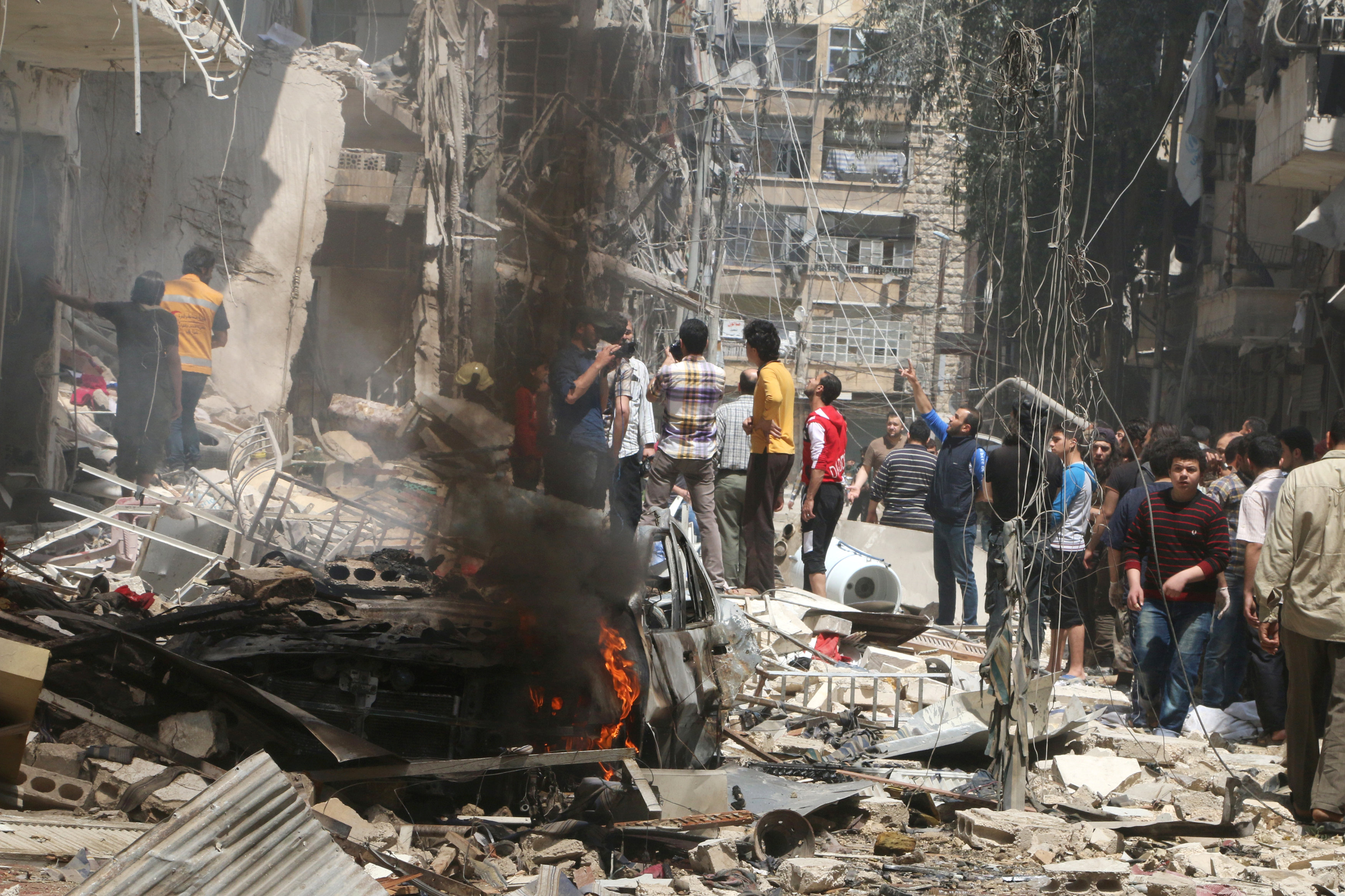 Στο έλεος σφοδρών βομβαρδισμών το Χαλέπι