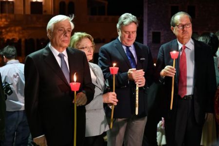 Ο Δουζίνας στο Μέγαρο!