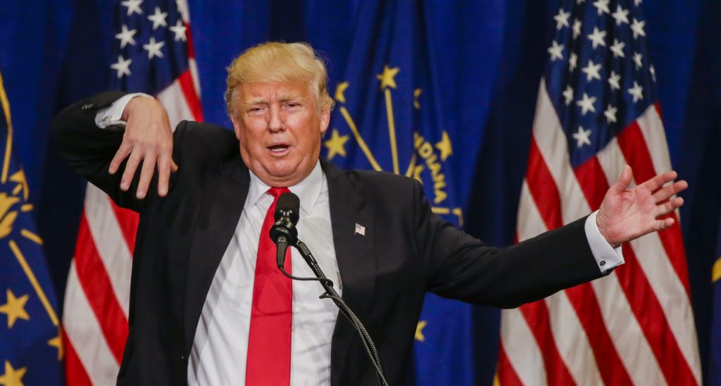 Νέα ένταση σε συγκέντρωση του Τραμπ με βίαιες διαμαρτυρίες