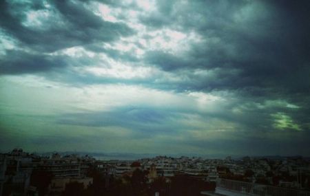 Με χιόνια μπήκε ο Μάιος στην Ήπειρο, άστατος ο καιρός σε όλη τη χώρα