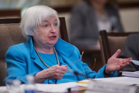 Έτοιμη να παράσχει ρευστότητα σε δολάρια σε άλλες κεντρικές τράπεζες δηλώνει η Fed