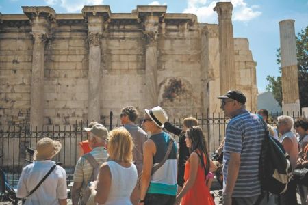 Οι Αμερικανοί διστάζουν να έρθουν για διακοπές στην Ελλάδα