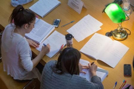 Το Αριστοτέλειο Πανεπιστήμιο γιορτάζει με Ολυμπιάδα Νεοελληνικής Γλώσσας