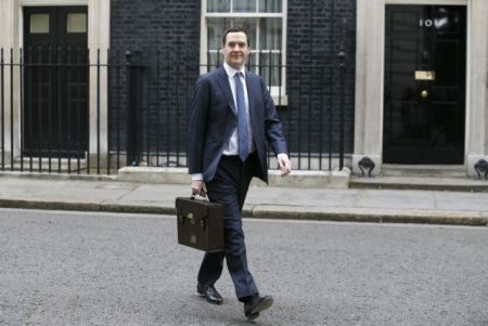 Οσμπορν: Δύσκολη μια νέα συμφωνία με ΕΕ σε περίπτωση Brexit