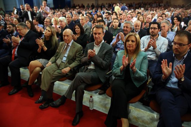 Γεννηματά: Καθαρά όρια απέναντι στον ΣΥΡΙΖΑ και στους πρώην υπουργούς του ΠαΣοΚ που σκέπτονται να μπουν στην κυβέρνηση