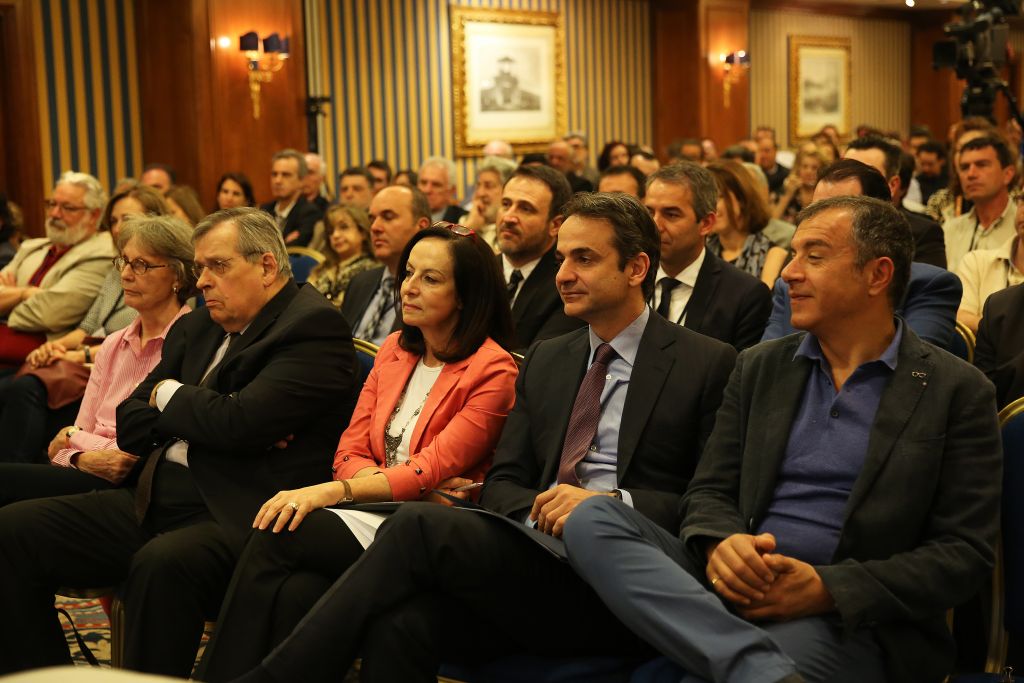 Η Ν.Δ. αναζητά ψηφοφόρους – στελέχη από την κεντροαριστερά με μεταρρυθμιστικό, εκσυγχρονιστικό, ευρωπαϊκό προφίλ