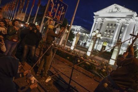 Αναβλήθηκαν οι προγραμματισμένες για τις 5 Ιουνίου εκλογές στην πΓΔΜ