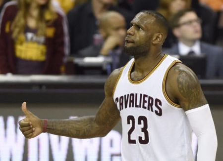 Ενα δισ. δολάρια για ισόβιο συμβόλαιο στο ΛεΜπρόν Τζέιμς