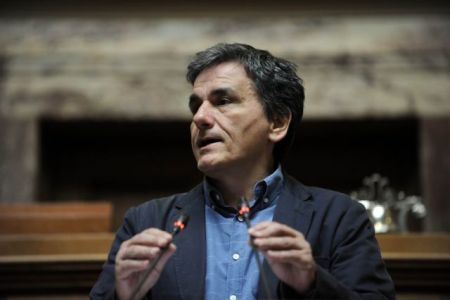 Tsakalotos to SYRIZA MPS: “We are at the beginning of the end”