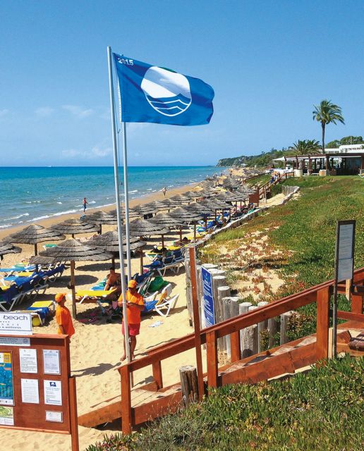 Μαγνήτης οι Γαλάζιες Σημαίες για τους τουρίστες