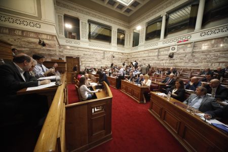 Τροπολογία με νομοτεχνικές βελτιώσεις στο ασφαλιστικό