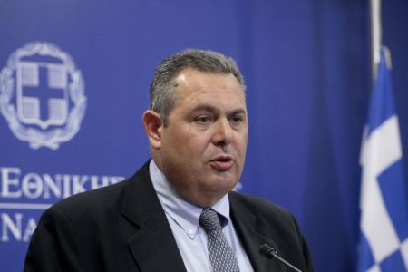 Αιχμές Καμμένου κατά Καλογρίτσα για τις τηλεοπτικές άδειες