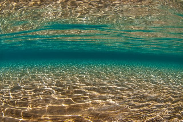 Απειλή σε μπουκάλι!