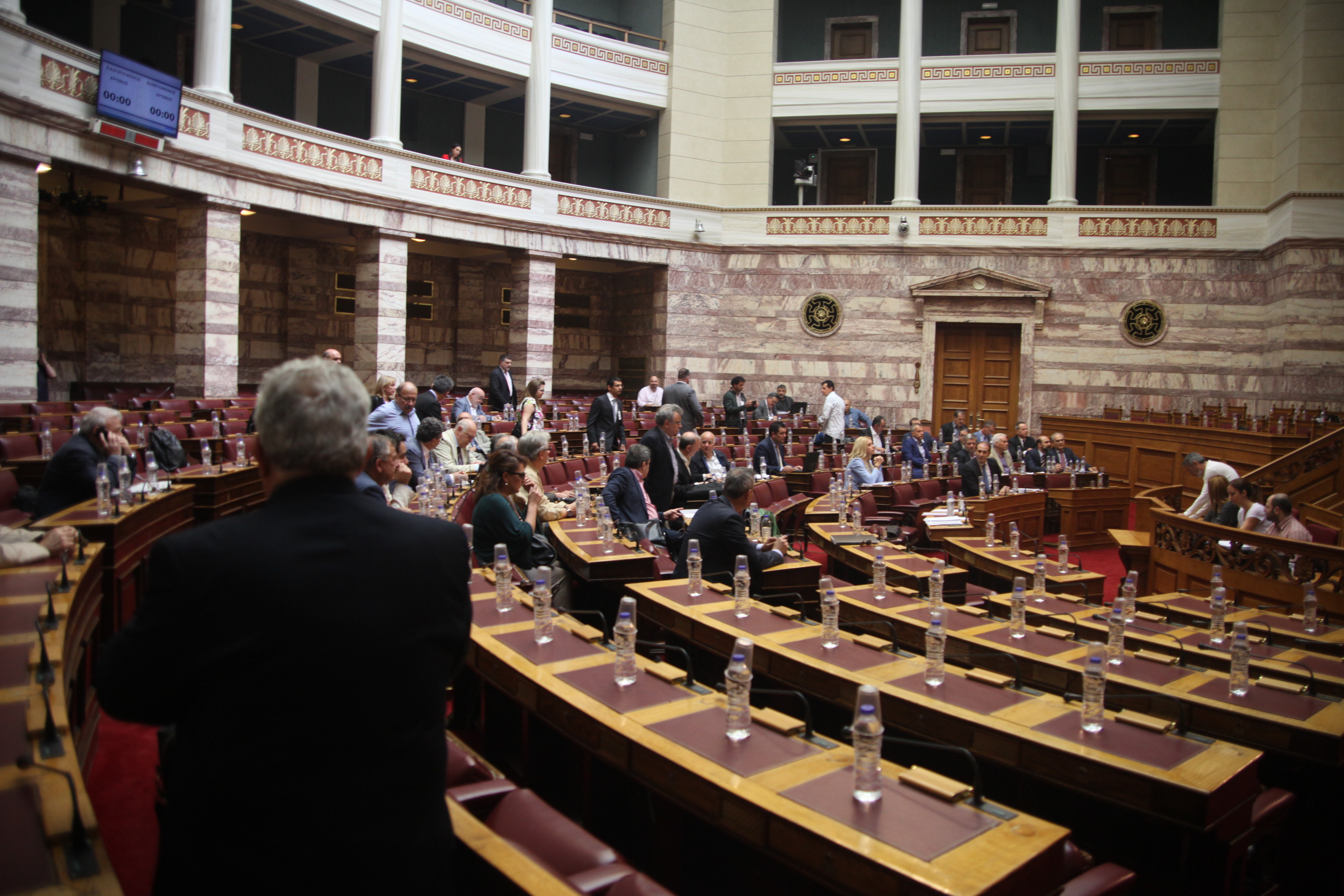 Βουλή: Ψηφίστηκε κατά πλειοψηφία το πολυνομοσχέδιο στις επιτροπές- Συζητείται στην Ολομέλεια το Σαββατοκύριακο (live)