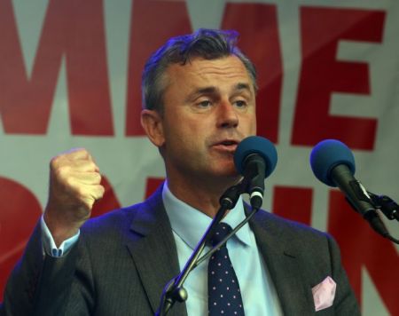 Αυστρία: Αμφισβητεί η ακροδεξιά το αποτέλεσμα των εκλογών