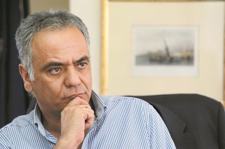 «Μας προβληματίζει ότι δεν κερδίζουμε από τη φθορά της κυβέρνησης»