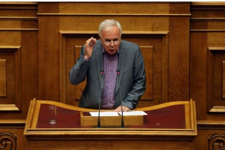 Αποστόλου: «Οι αγρότες πρέπει να επιστρέψουν τις αποζημιώσεις»
