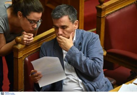 Tsakalotos informs creditors on prior actions that will not be implemented