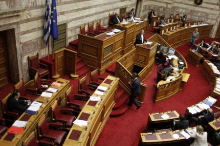 Πολυνομοσχέδιο: Κατάργηση απαλλαγής για συρρέοντα εγκλήματα στον ελεύθερο ανταγωνισμό