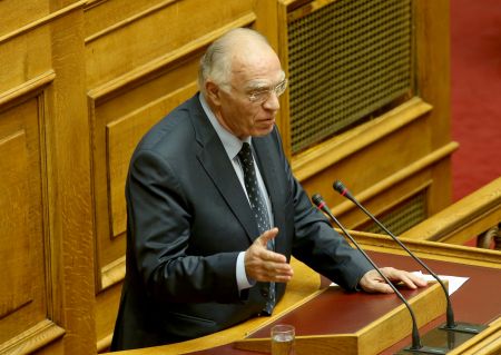 Λεβέντης: Η κυβέρνηση δεν άλλαξε ούτε γράμμα στο κείμενο για τον κόφτη