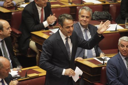 Ραγδαίες πολιτικές εξελίξεις βλέπει το φθινόπωρο η Νέα Δημοκρατία