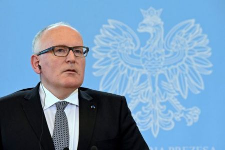 Τίμερμανς: Να αρθούν τα τελευταία εμπόδια για την τουρκική βίζα