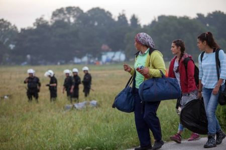 Από τις λάσπες της Ειδομένης στα παλιά εργοστάσια