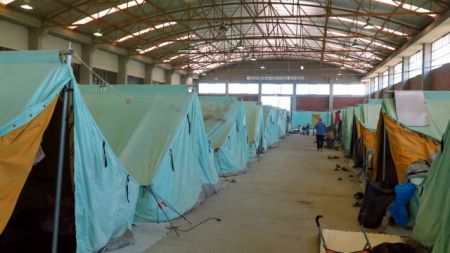 Πέντε χιλιάδες περισσότεροι οι πρόσφυγες στην Ελλάδα σύμφωνα με το συντονιστικό