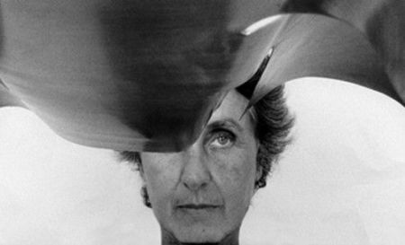 Πέθανε η Αθηναία γλύπτρια Άλεξ Μυλωνά