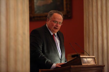 Τηλεφωνικές επικοινωνίες Κοτζιά με ομολόγους του μετά το Brexit