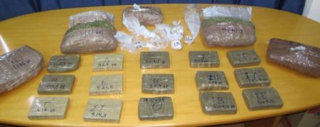 Καταδίωξη και σύλληψη εμπόρου ναρκωτικών στα Μέγαρα