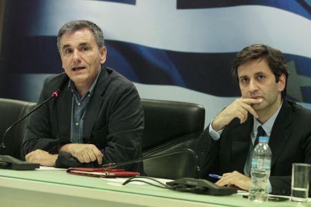 Ποιοι φόροι στήριξαν υπεραπόδοση εσόδων 1,4 δισ. ευρώ το ενδεκάμηνο