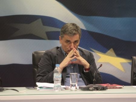 Τσακαλώτος: Υφεσιακά τα μέτρα, αλλά δίνουν διέξοδο από την κρίση