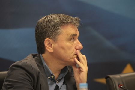 Σταγόνα στον ωκεανό χρεών του Δημοσίου η δόση