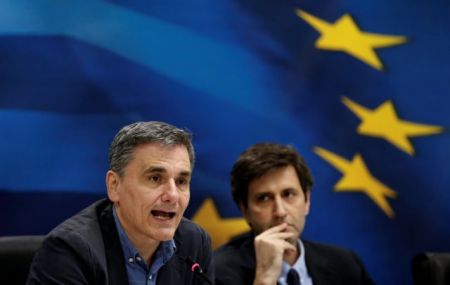 Οικονομία και υπουργοί πριν από τo… πέναλτι