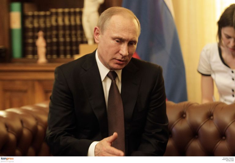 Σύσκεψη υπό τον Πούτιν για την οικονομική κατάσταση της Ρωσίας | tovima.gr