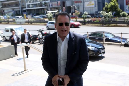 ΝΔ: Σύσσωμη η ΚΟ κατέθεσε επερώτηση για τις off shore