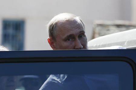 Πούτιν: Η κοινή θρησκεία ενώνει τους λαούς μας