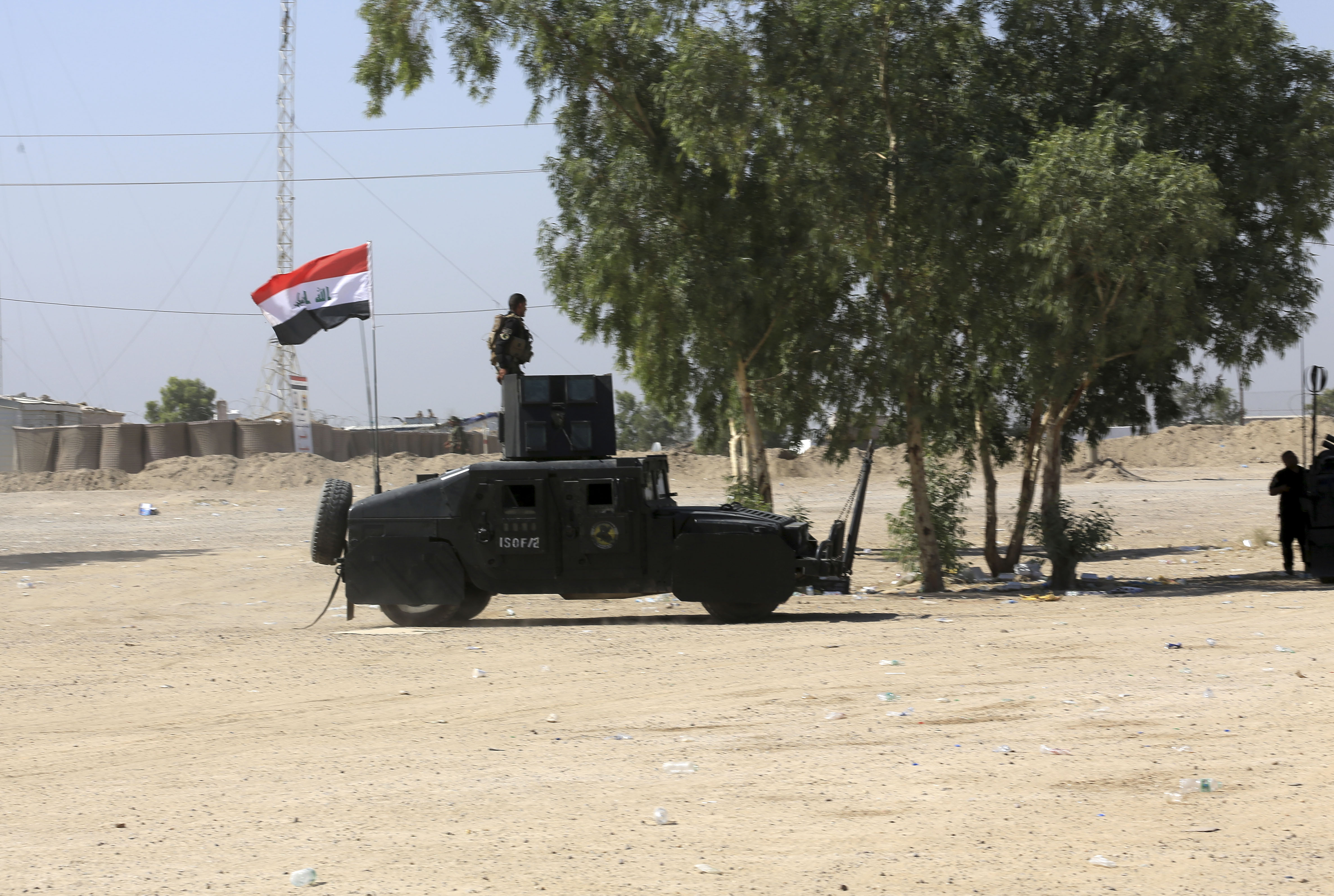 Οι ιρακινές δυνάμεις προωθούνται στην Φαλούτζα