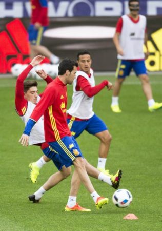 Τα μυστήρια της πρεμιέρας του Euro