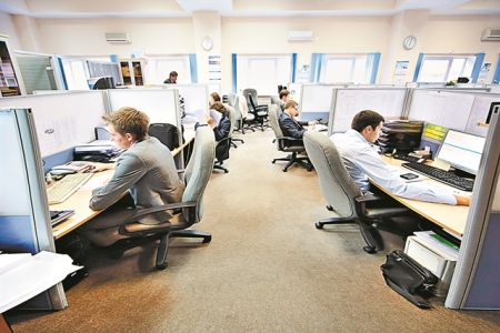 Ανησυχία στην αγορά παρά τα μέτρα ελάφρυνσης