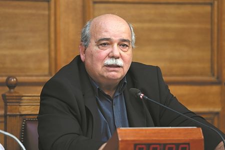 Πυρά Βούτση κατά ΝΔ για συντονισμένη επίθεση εναντίον του «στα όρια της δολοφονίας χαρακτήρα»