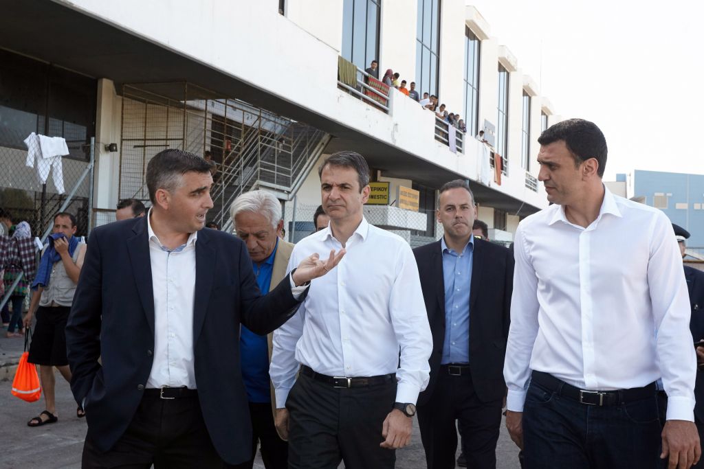 Μητσοτάκης: Να εκκενωθεί το Ελληνικό, τραγικές οι συνθήκες