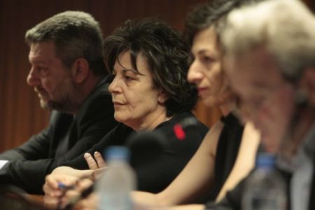 Μάγδα Φύσσα: Ζητά απαντήσεις από τον ΠτΔ και τον Πρωθυπουργό